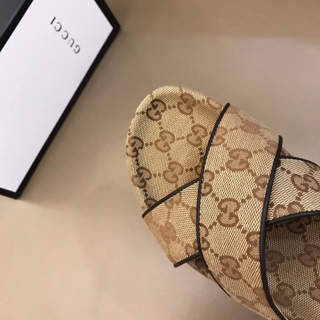 Gucci Men's GG Slide Sandal - DopestKickz