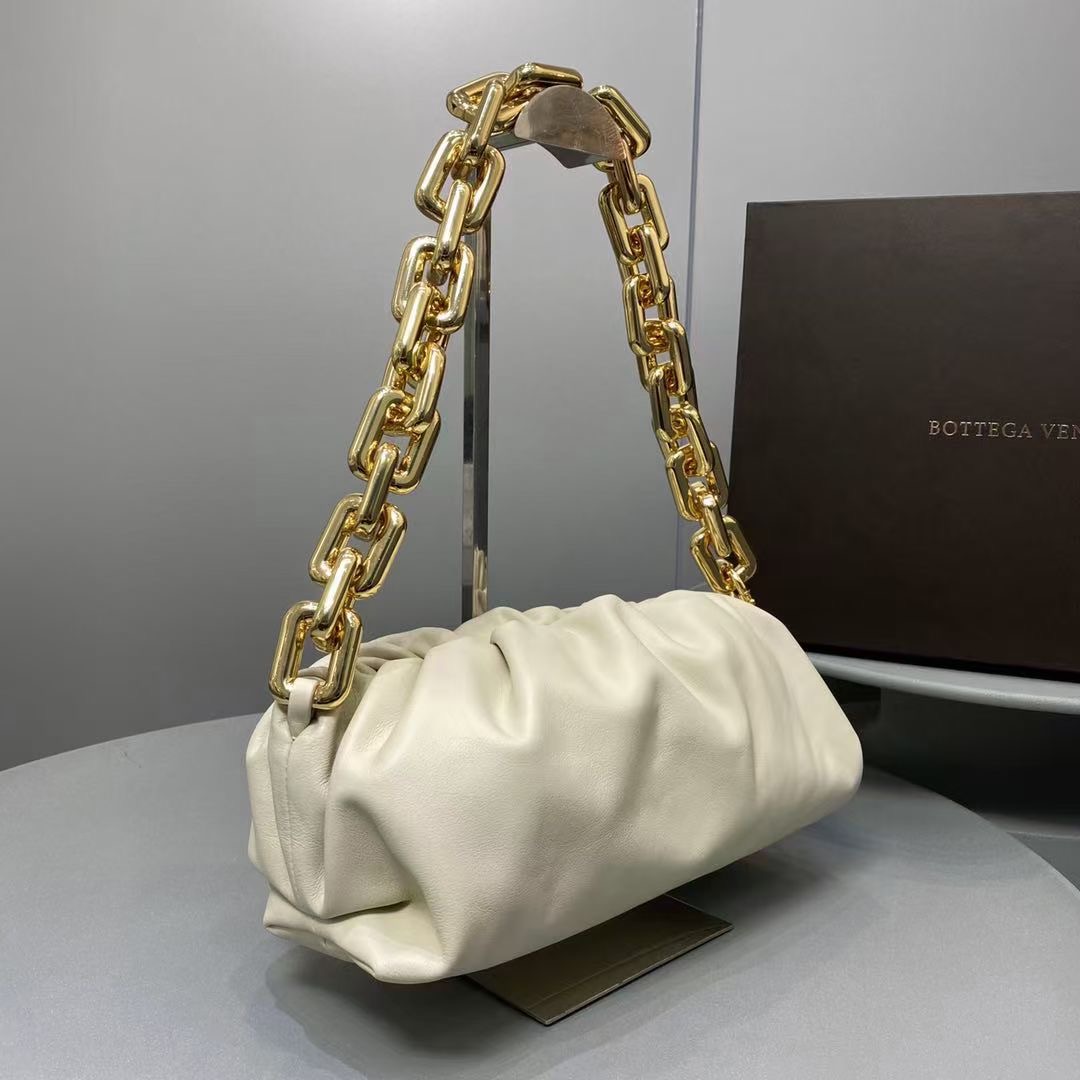 The Chain Pouch Shoulder Bag - DopestKickz