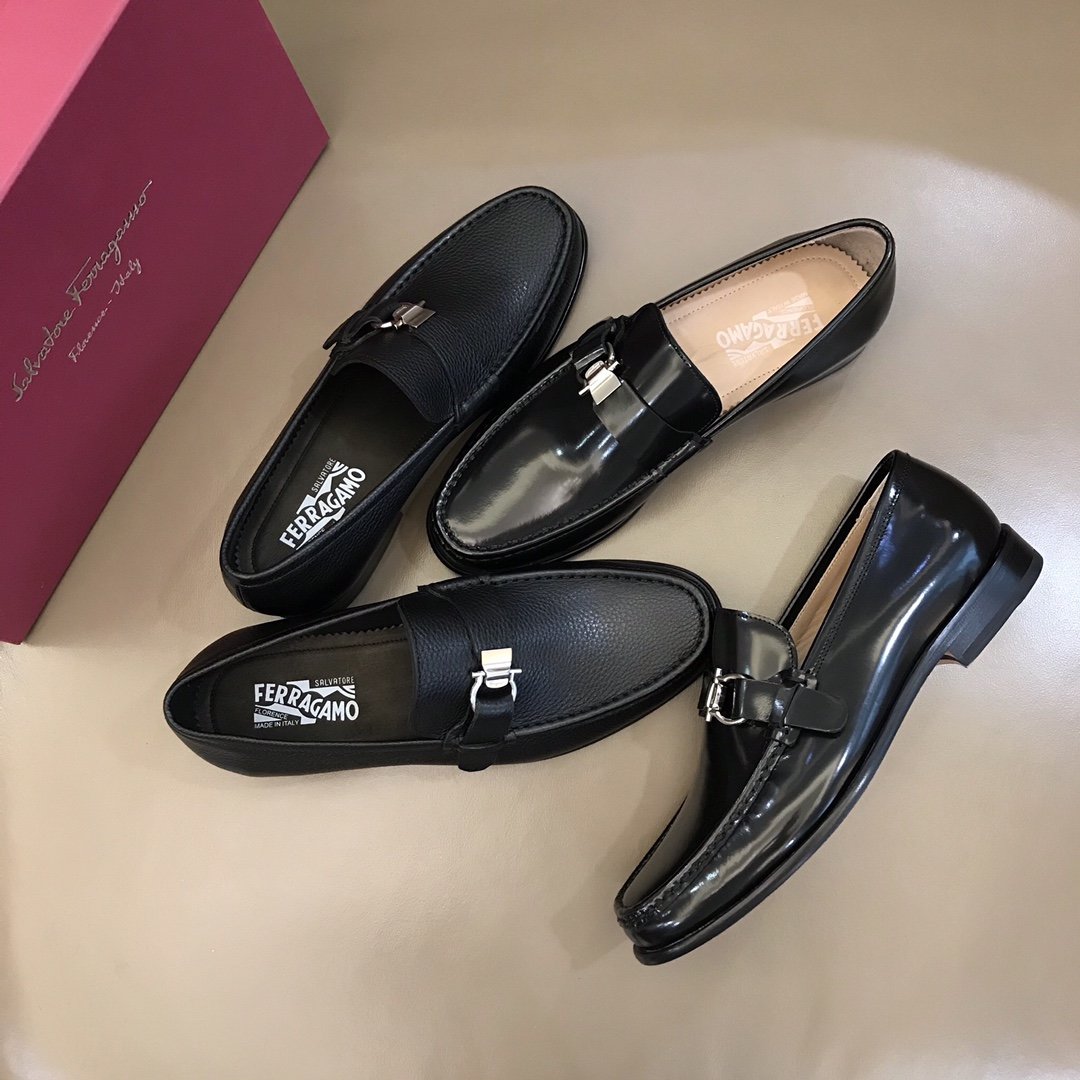 Ferragamo Black Leather Shinny shoes - DopestKickz
