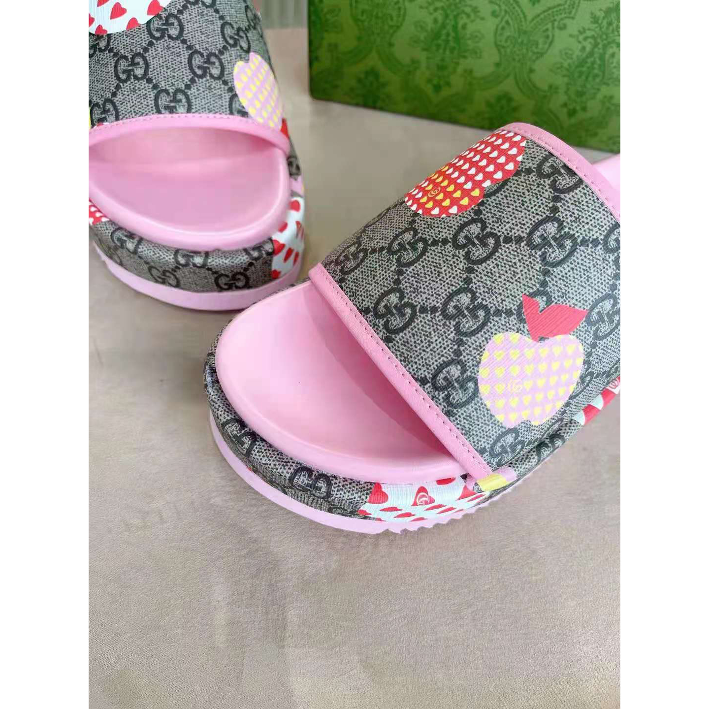 Gucci GG Slides - DopestKickz