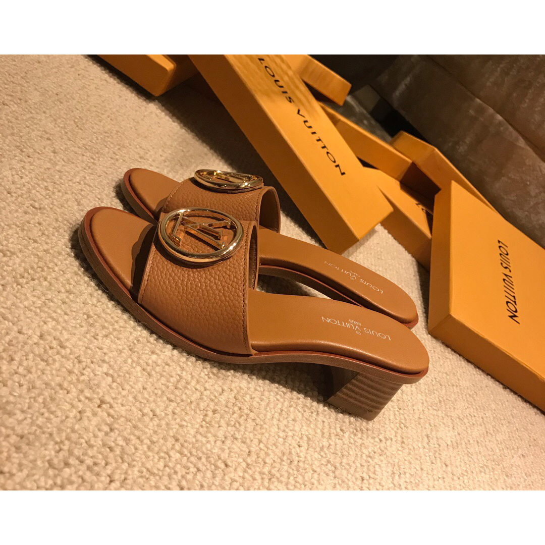 Louis Vuitton Women's Monogram Sandals - DopestKickz