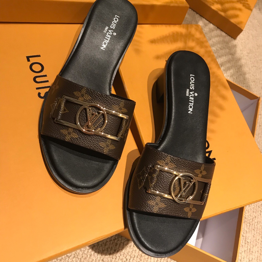 Louis Vuitton Women's Monogram Sandals - DopestKickz