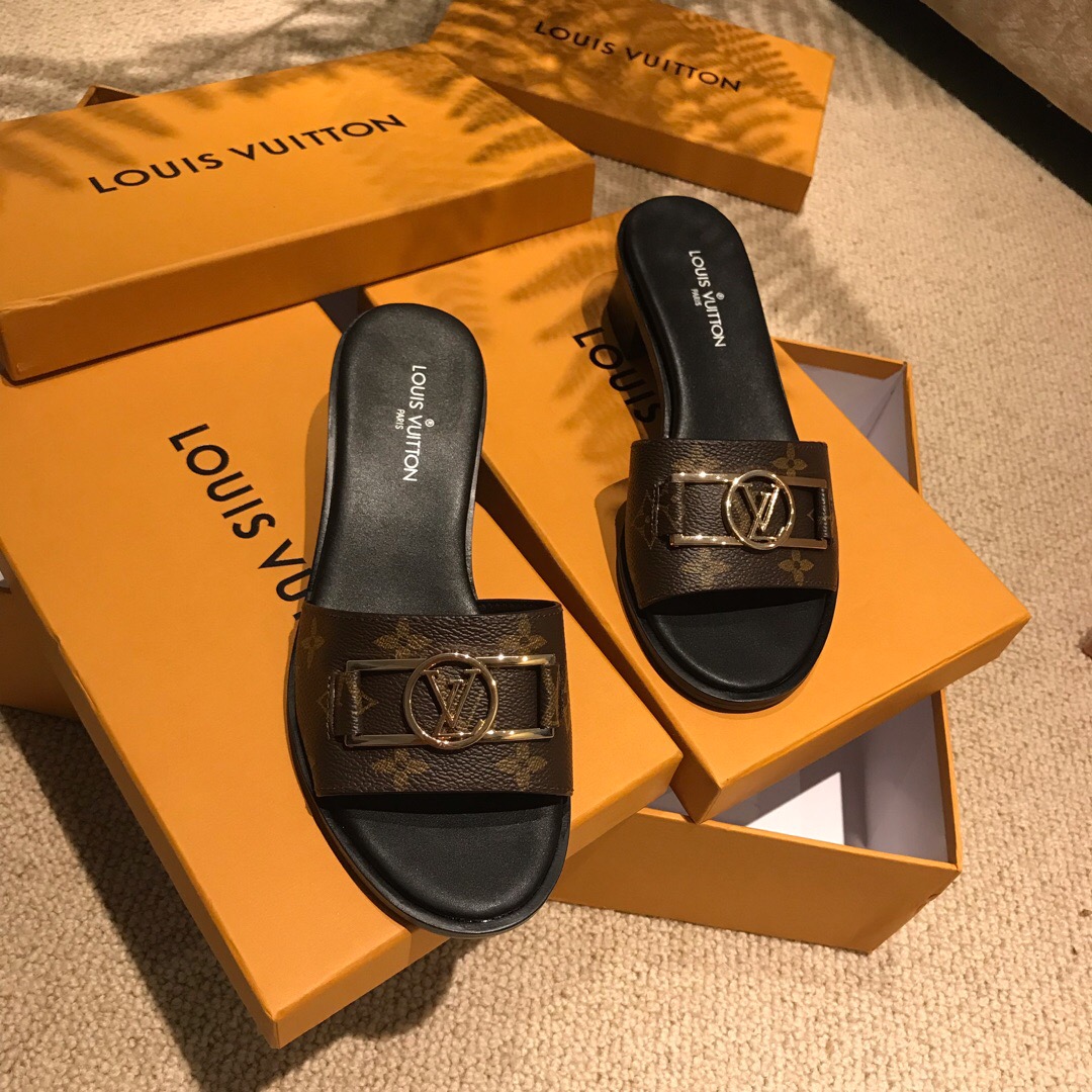 Louis Vuitton Women's Monogram Sandals - DopestKickz