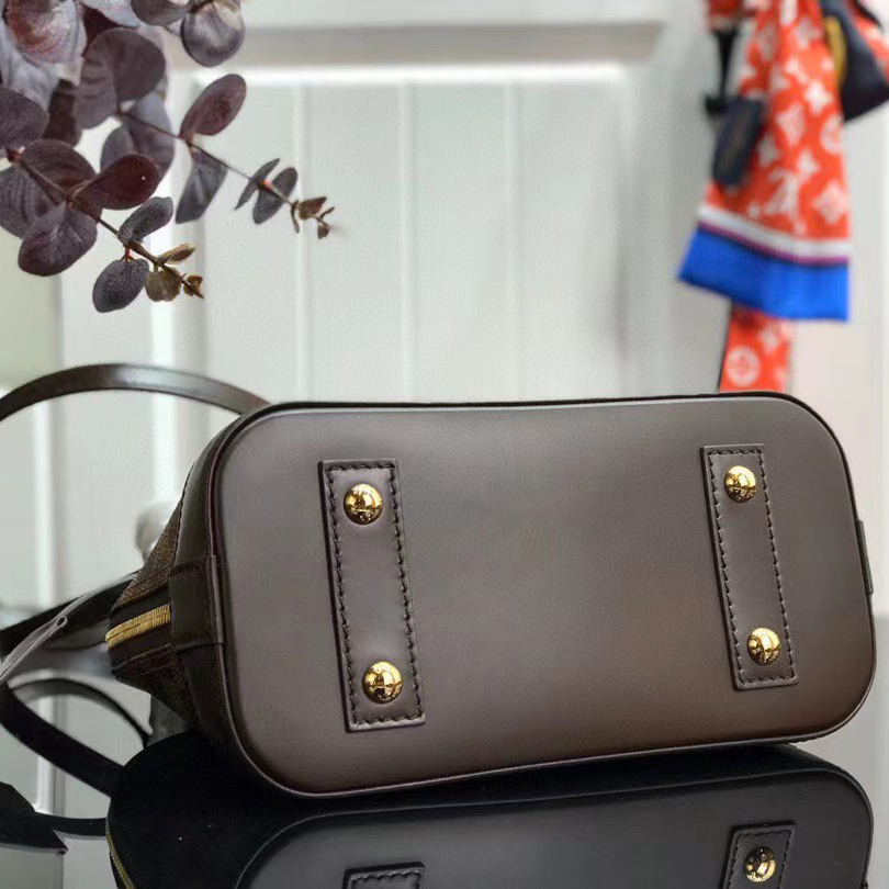 Louis Vuitton  Brown Shoulder Bag （23.5-17.5-11.5CM） - DopestKickz