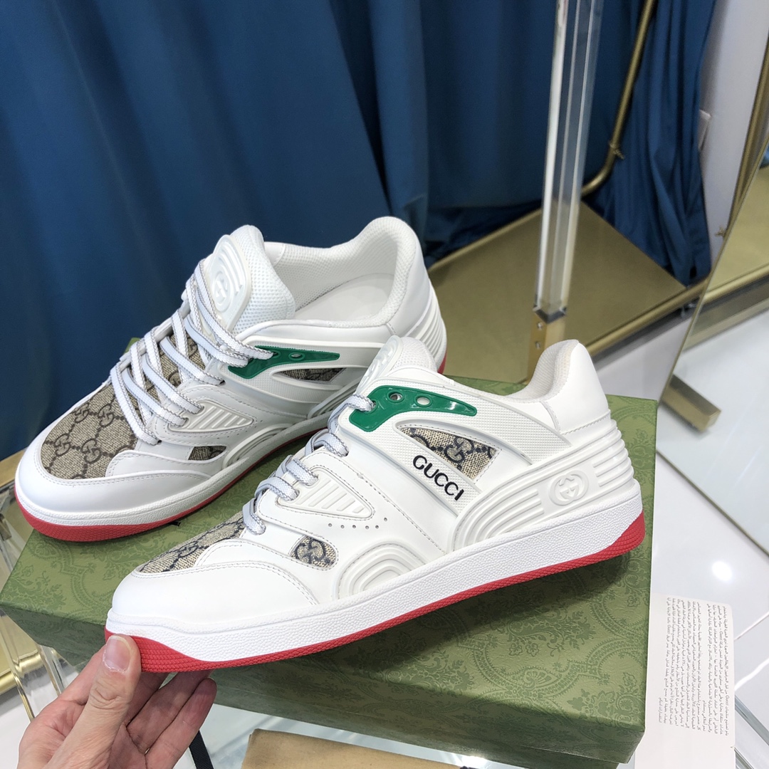 Gucci  Men's Gucci  Basket sneaker with lnterlocking G  - DopestKickz