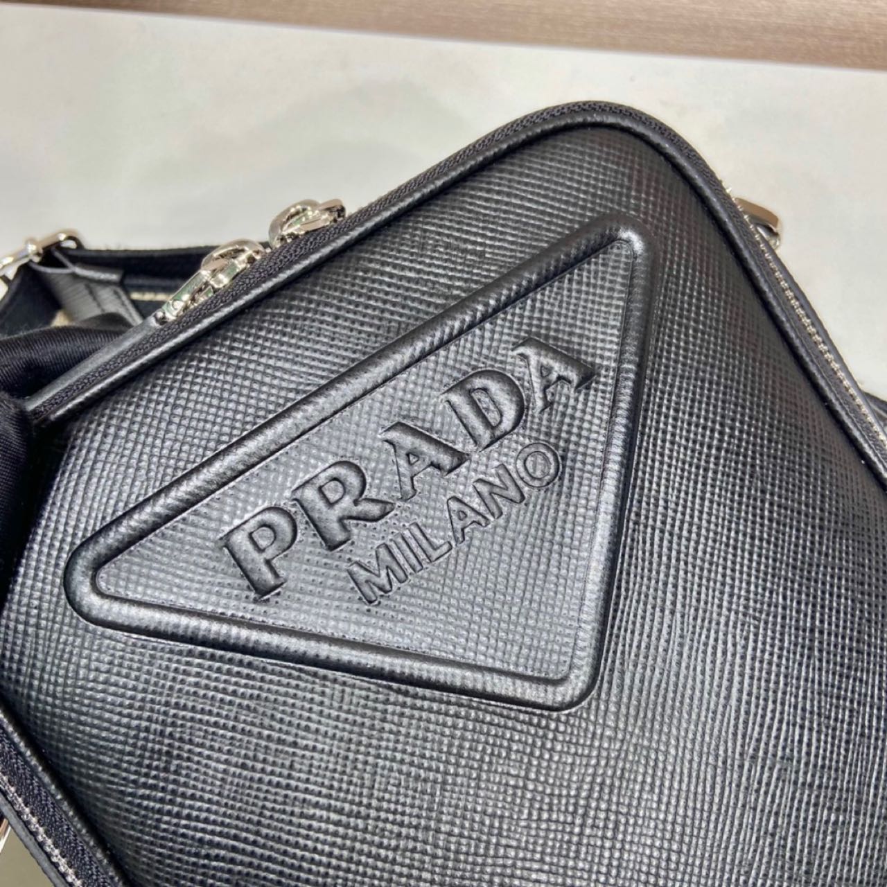 Prada Leather Shoulder Bag（19-16-5.5CM） - DopestKickz