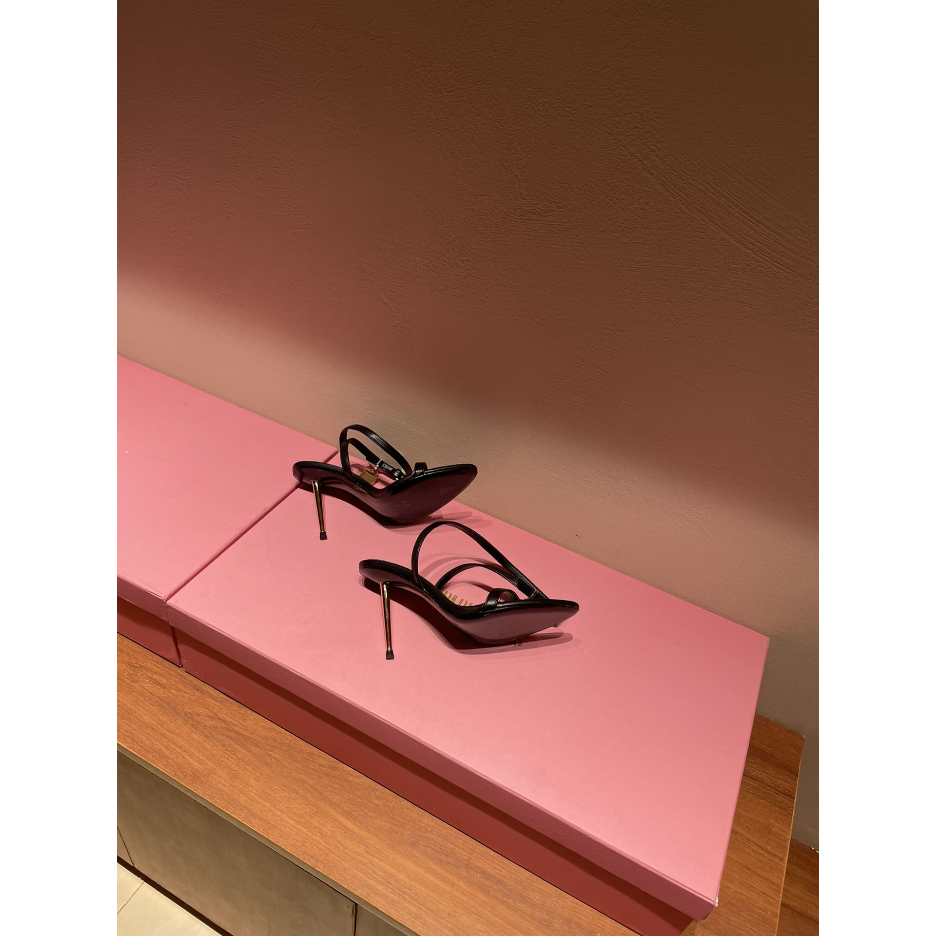 Tom Ford Black Padlock Sandals - DopestKickz