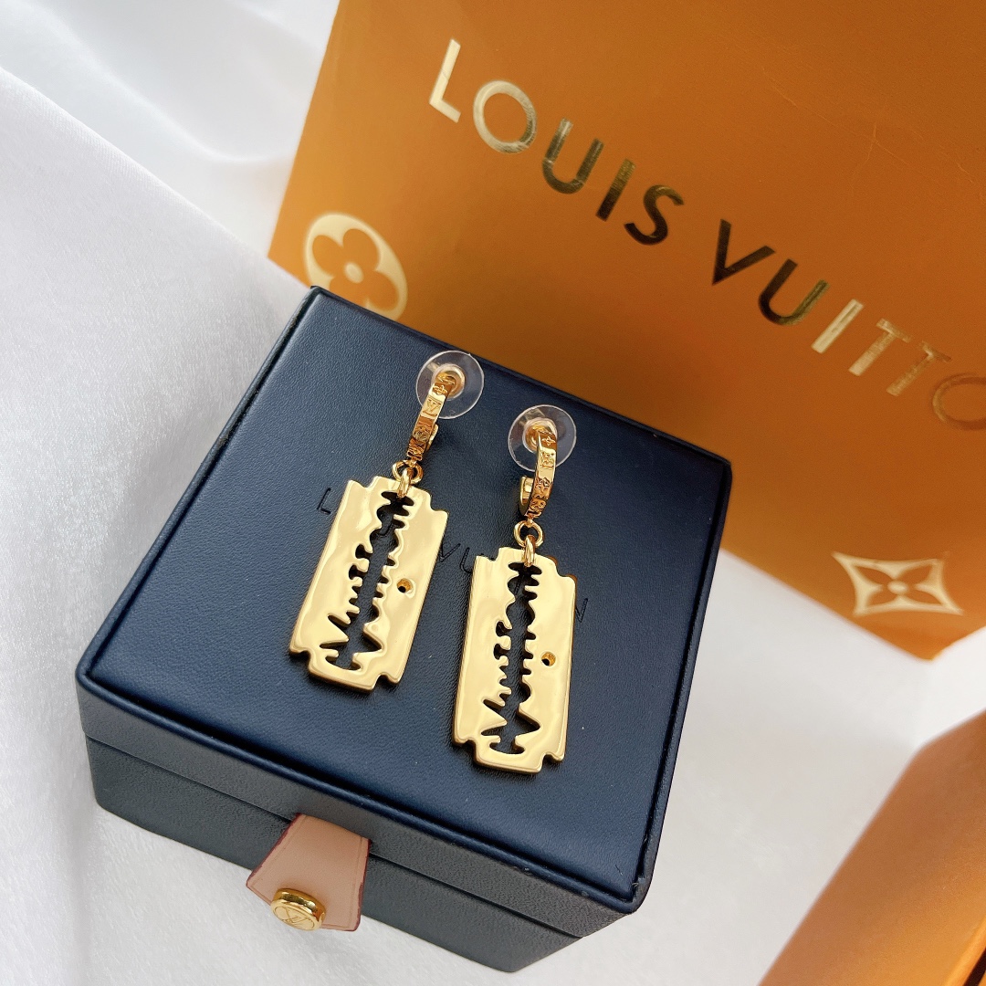Louis Vuitton Earrings - DopestKickz