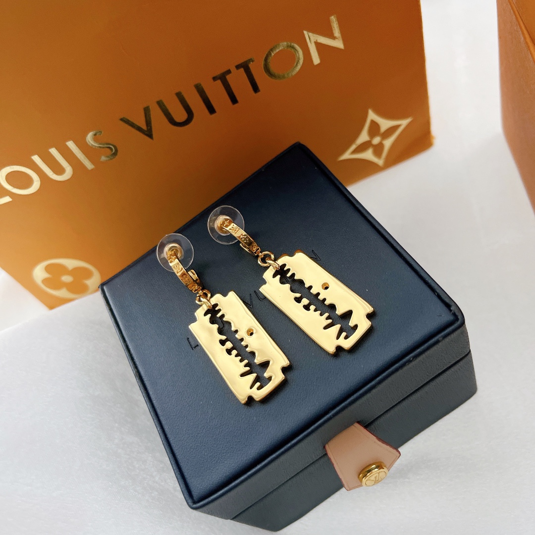 Louis Vuitton Earrings - DopestKickz