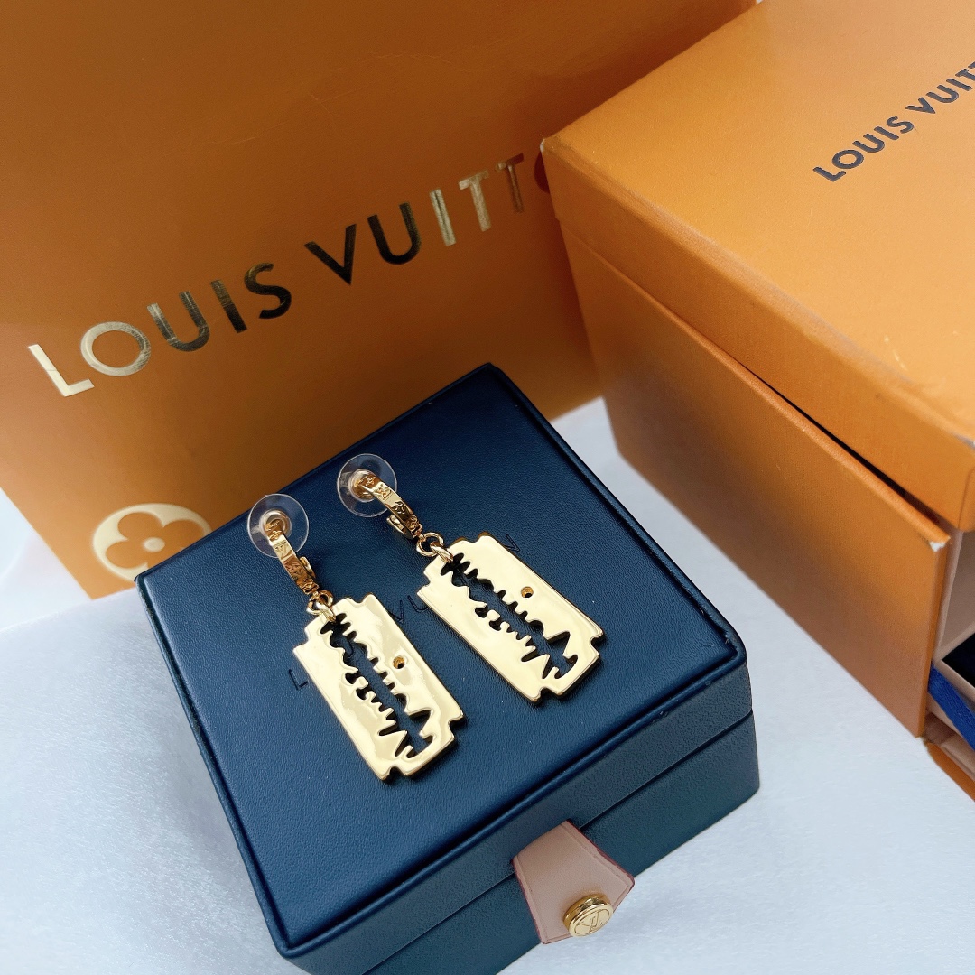Louis Vuitton Earrings - DopestKickz