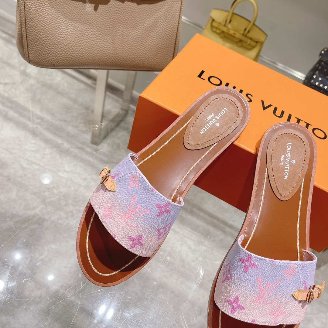 Louis Vuitton Lock It Flat Mule - DopestKickz
