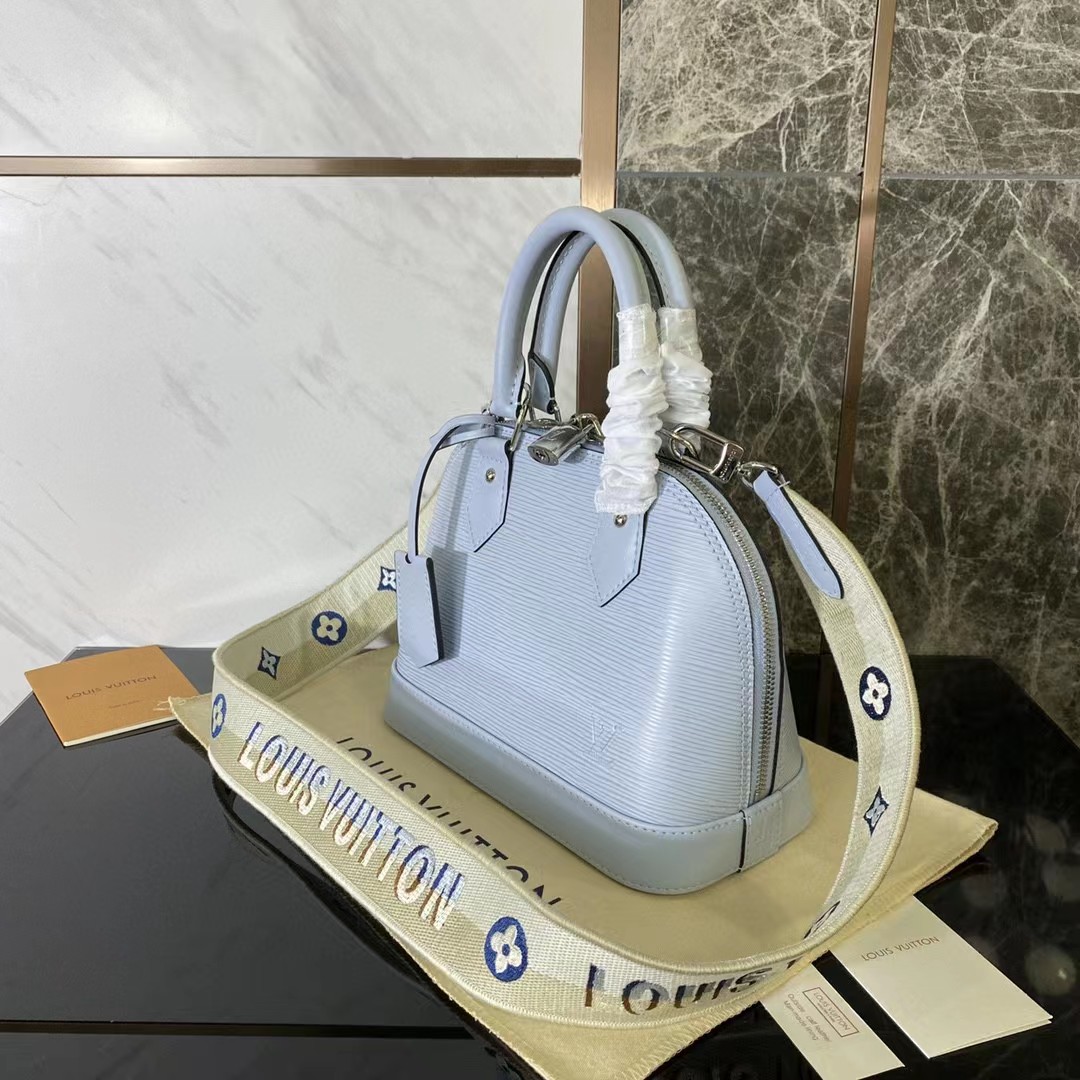 Louis Vuitton Montaigne BB Handbag (23.5-17.5-11.5cm) - DopestKickz