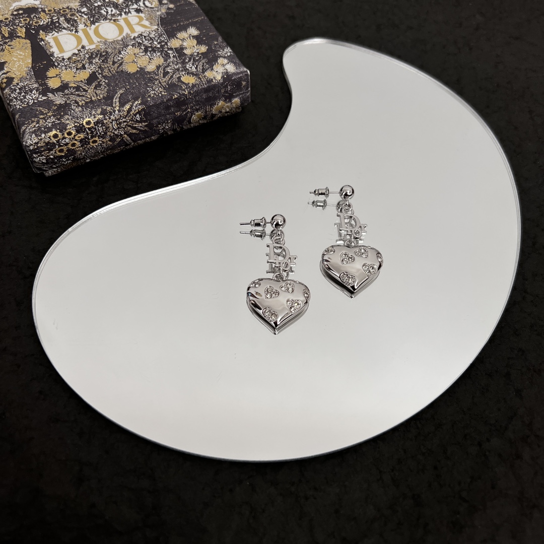 Dior Earrings  - DopestKickz