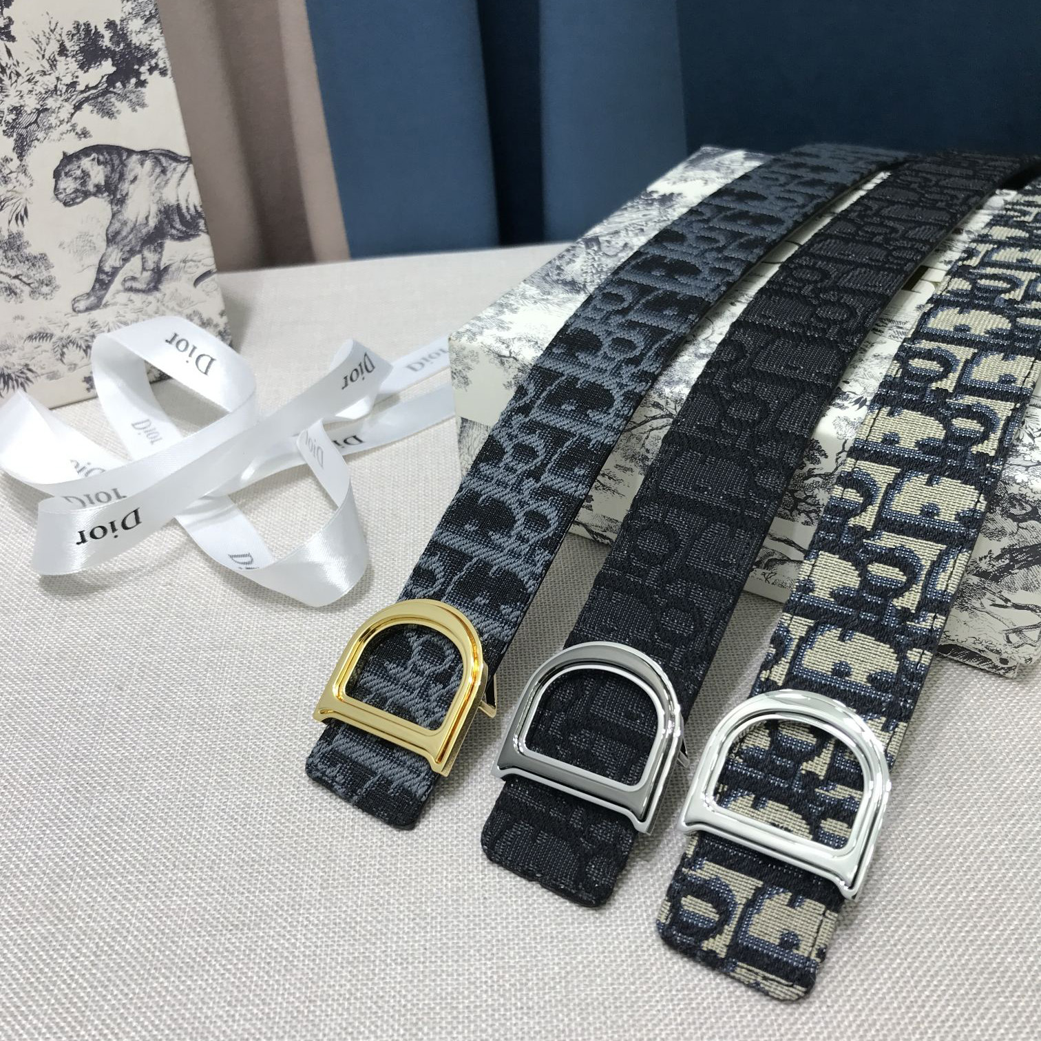Dior Leather Belt With 'D' Buckle - DopestKickz