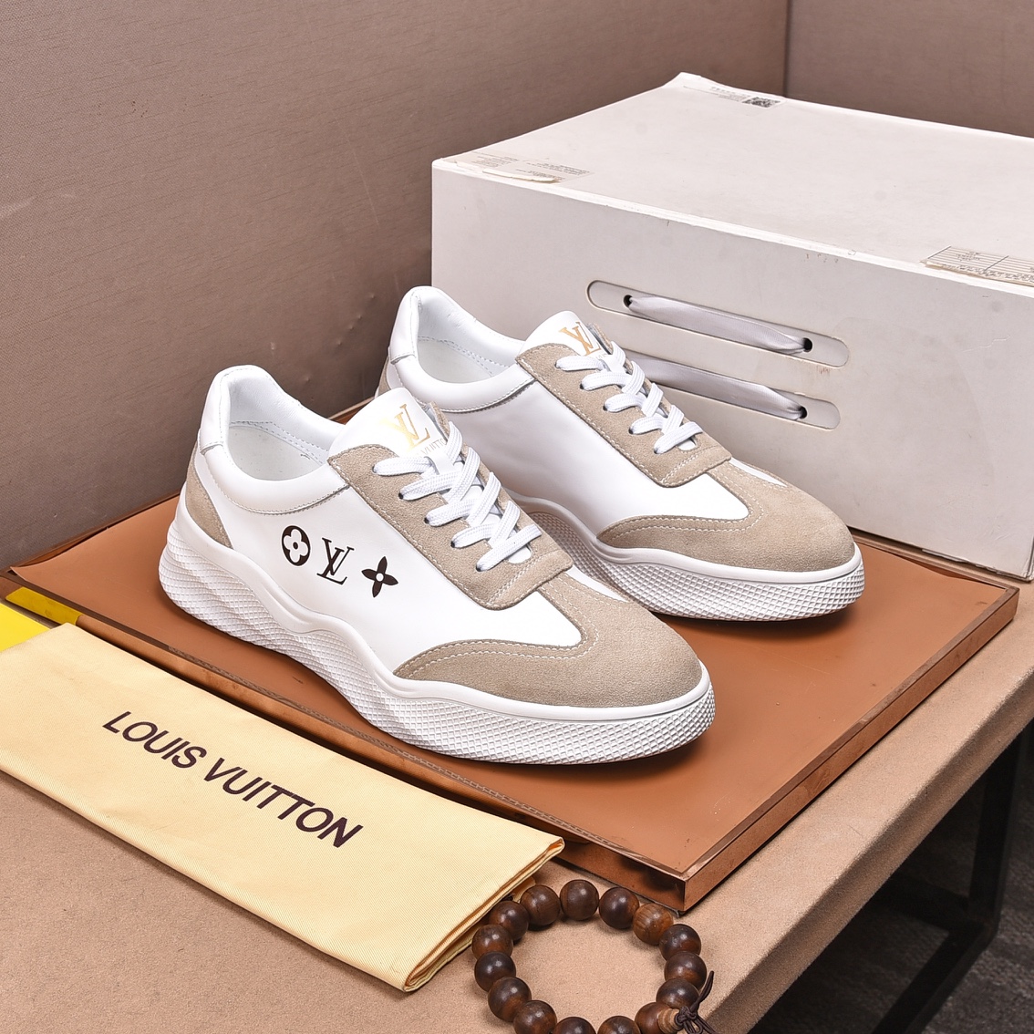 Louis Vuitton Men's Logo Sneaker - DopestKickz