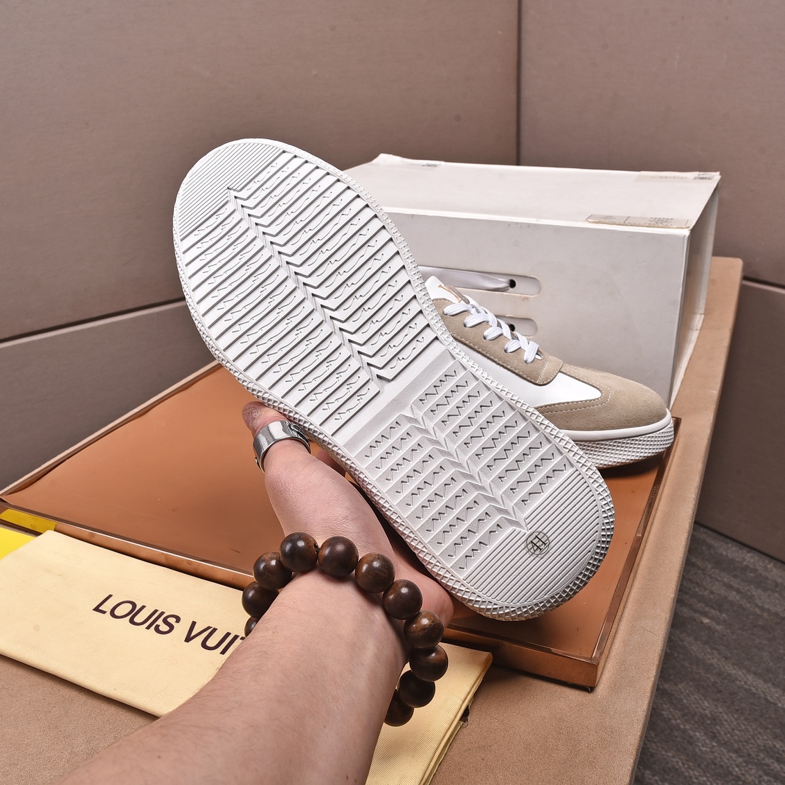 Louis Vuitton Men's Logo Sneaker - DopestKickz
