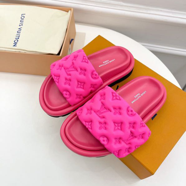 Louis Vuitton Pool Pillow Comfort Mules - DopestKickz