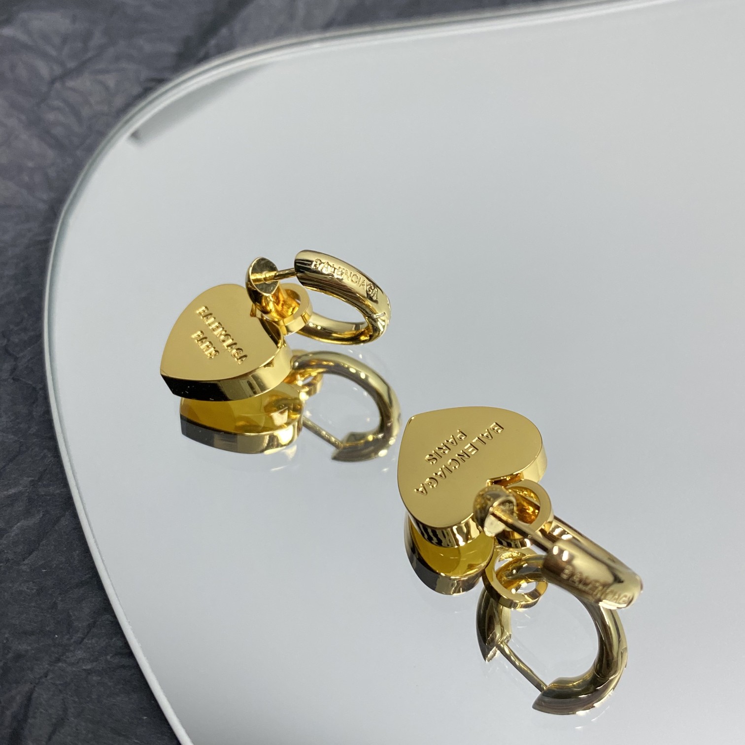 Balenciaga  Engraved Heart Earrings - DopestKickz