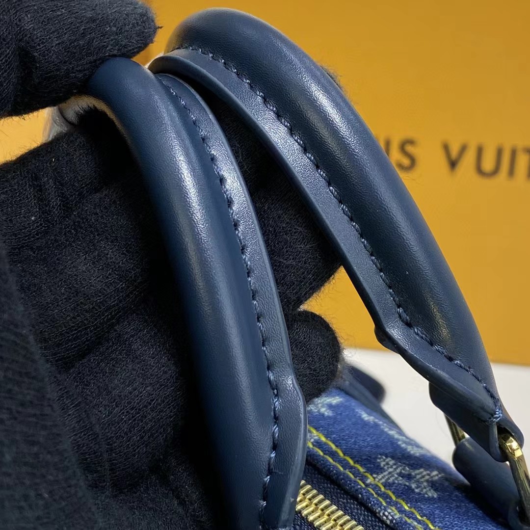 Louis Vuitton  Monogram Drip Handbag(21-12-9cm) - DopestKickz
