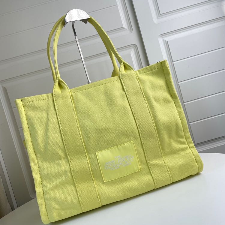 Marc Jacobs The MediumTraveler Tote Bag(41.5cm-12.5-35cm) - DopestKickz