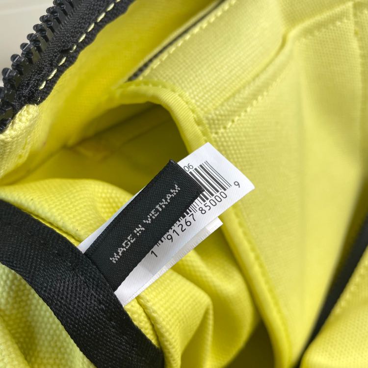 Marc Jacobs The MediumTraveler Tote Bag(41.5cm-12.5-35cm) - DopestKickz