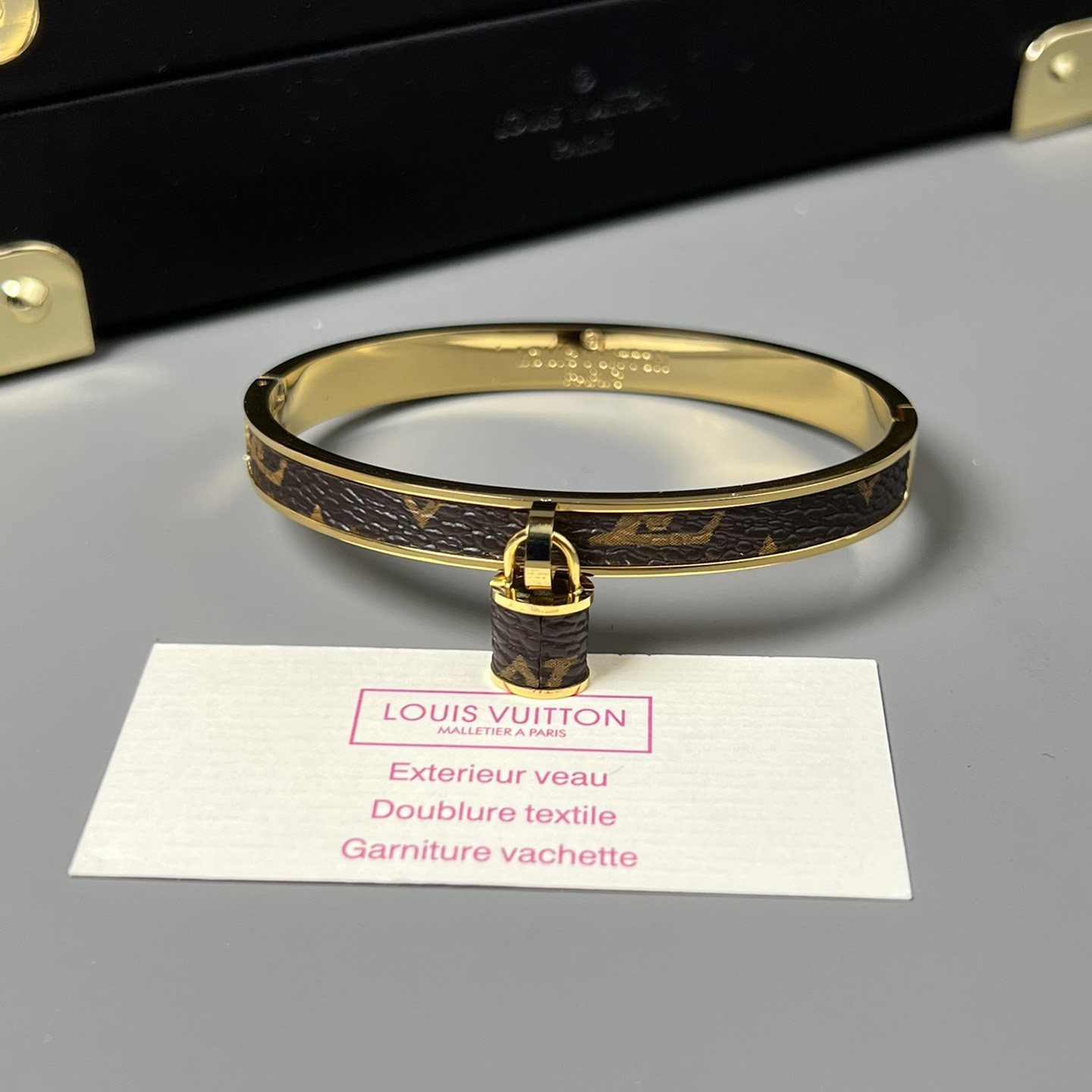 Louis Vuitton Bracelet - DopestKickz