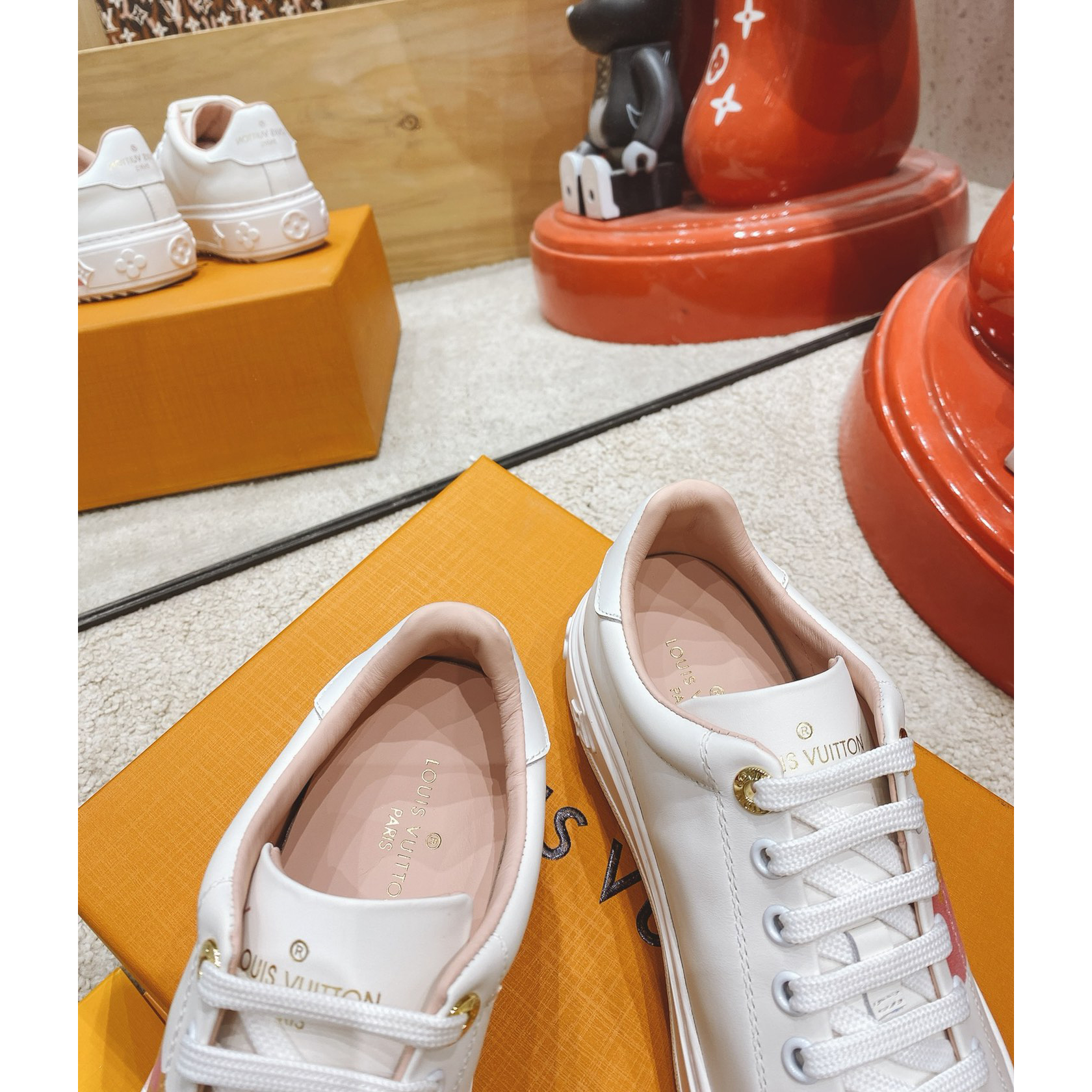 Louis Vuitton Logo Sneaker - DopestKickz