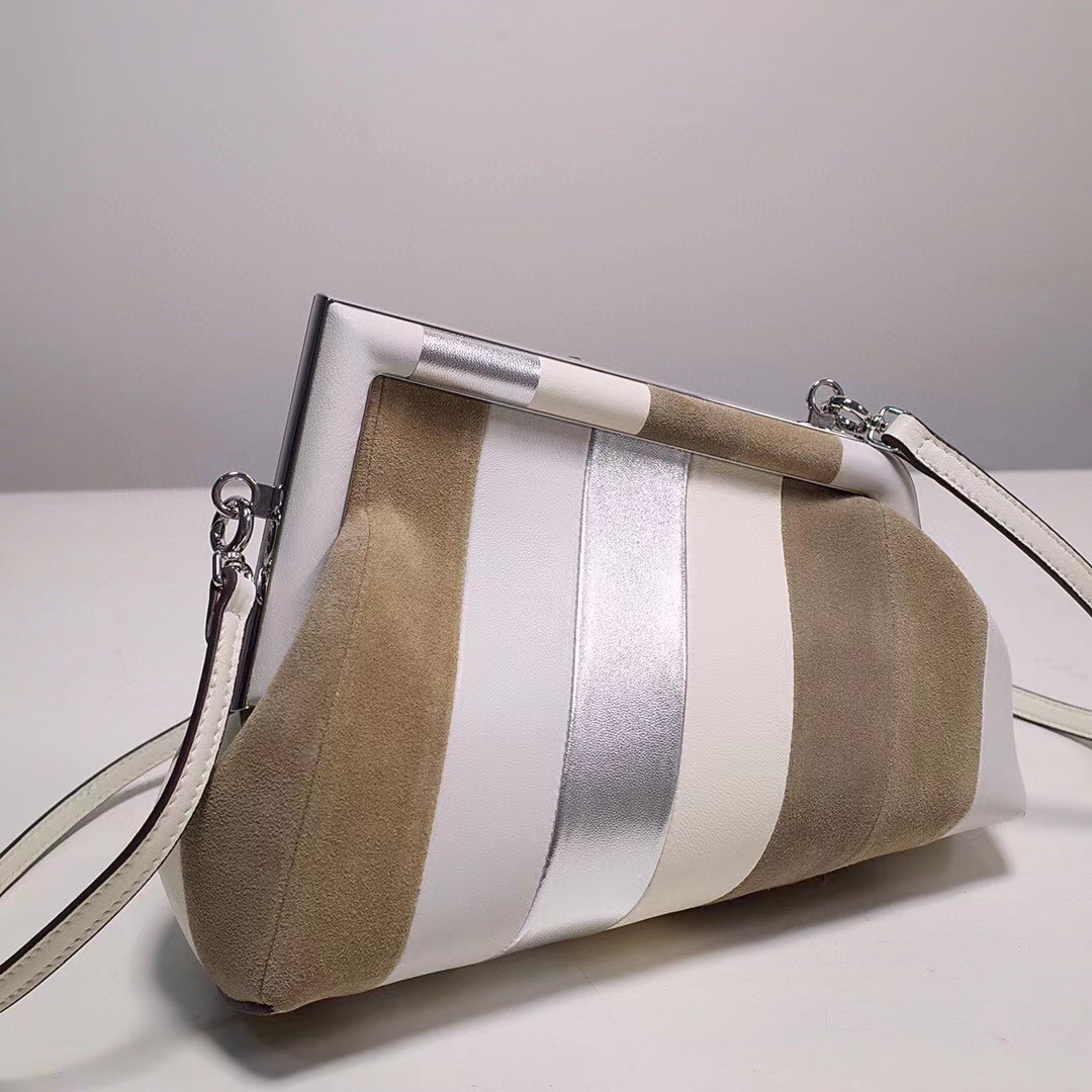 Fendi First Handbag（26-18-9.5cm） - DopestKickz