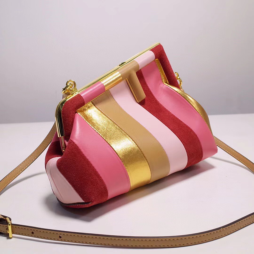 Fendi First Handbag（26-18-9.5cm） - DopestKickz
