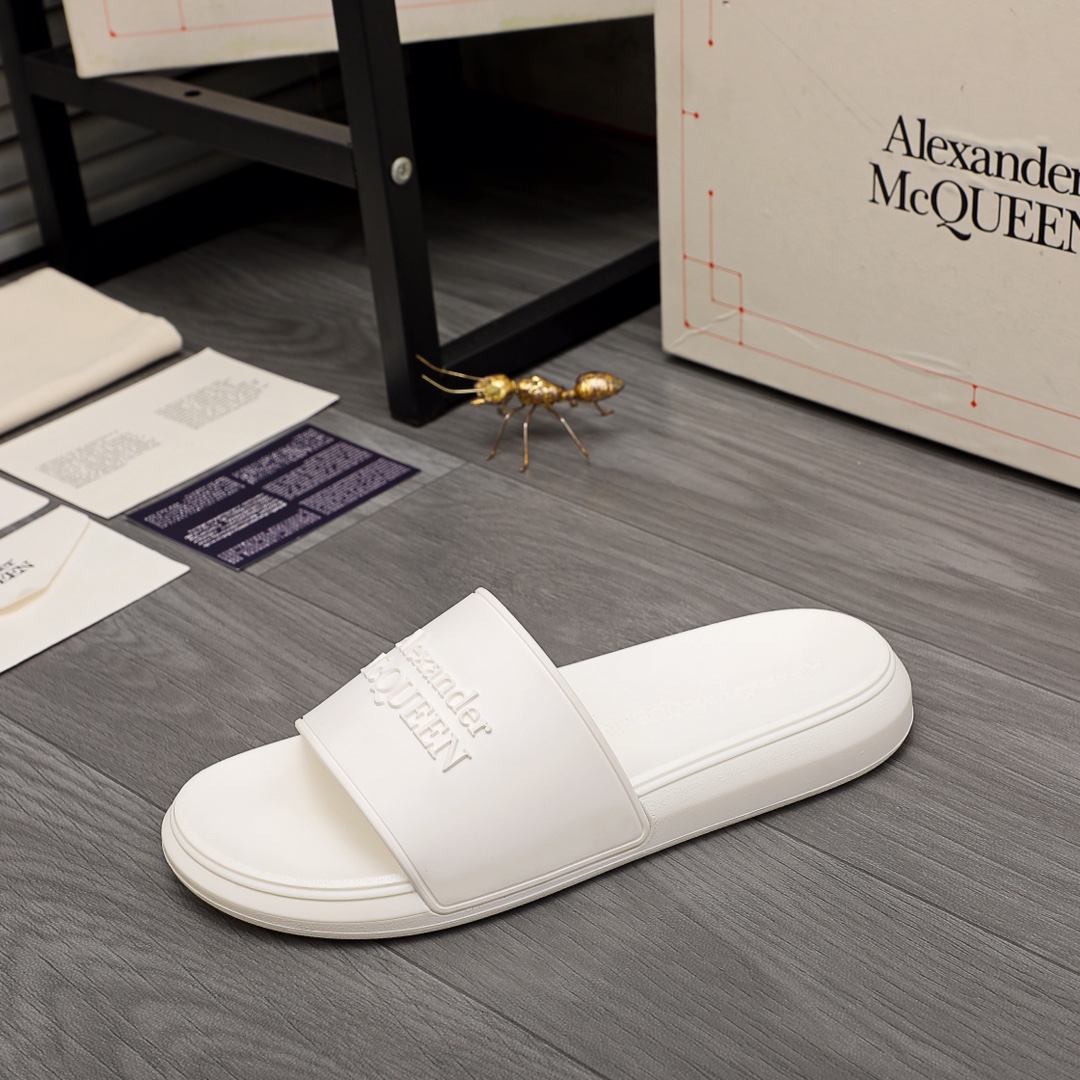 Alexander Mqueen Logo Slipper - DopestKickz