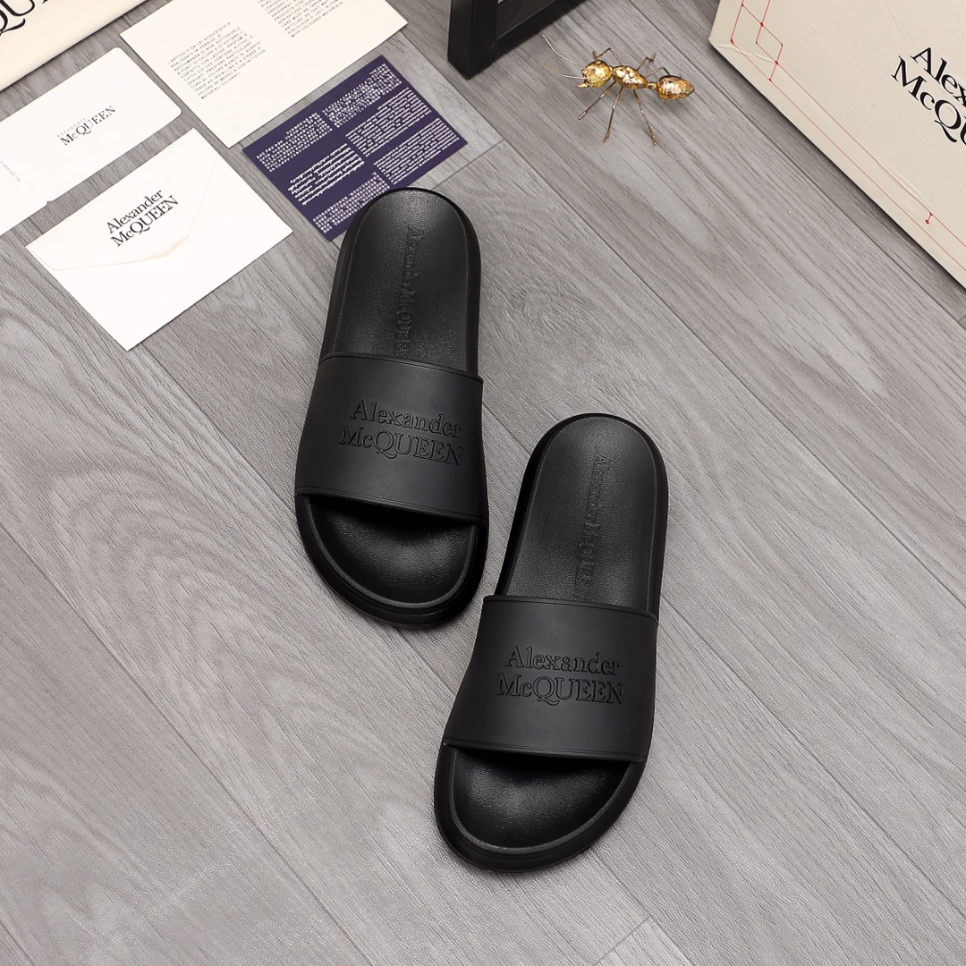 Alexander Mqueen Logo Slipper - DopestKickz