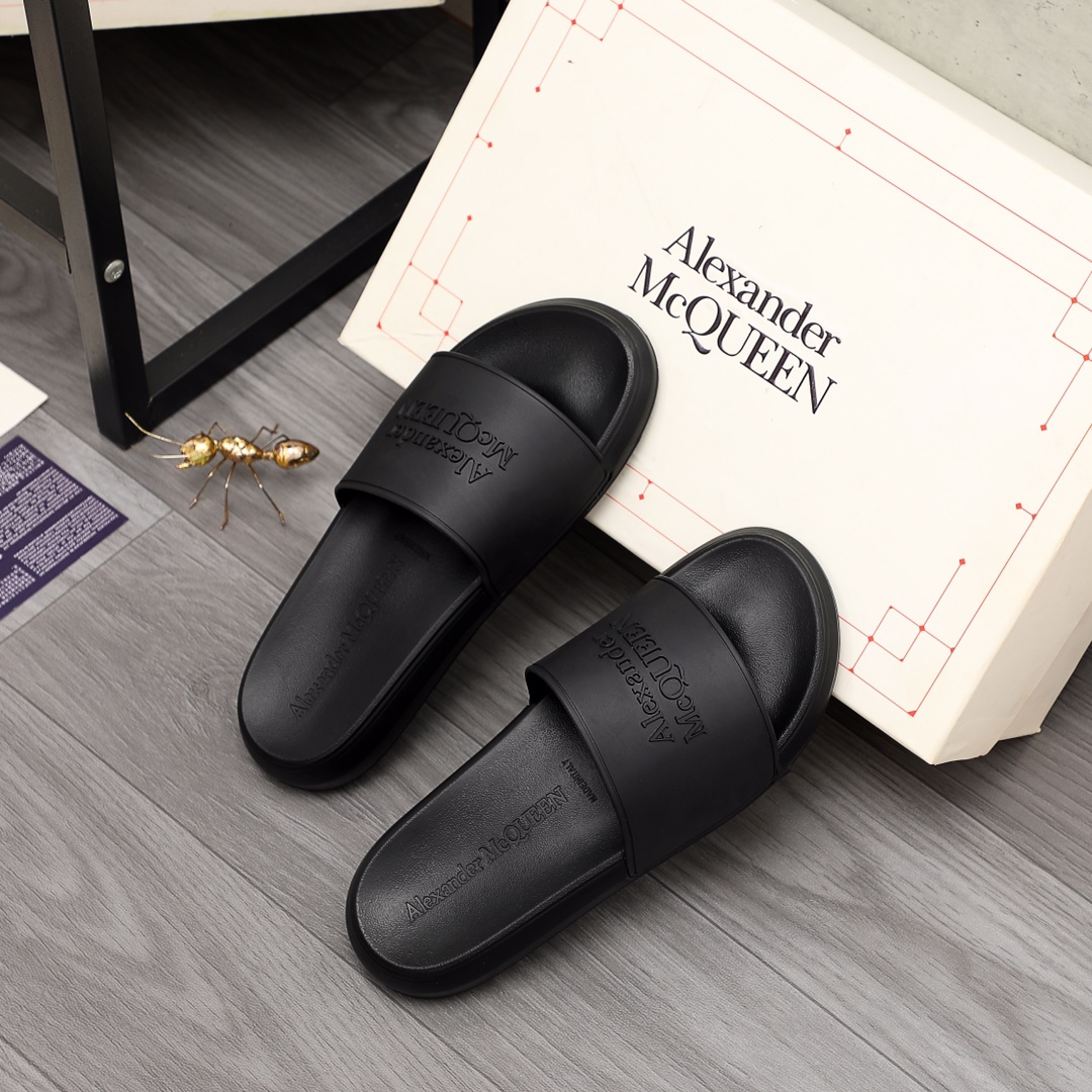 Alexander Mqueen Logo Slipper - DopestKickz