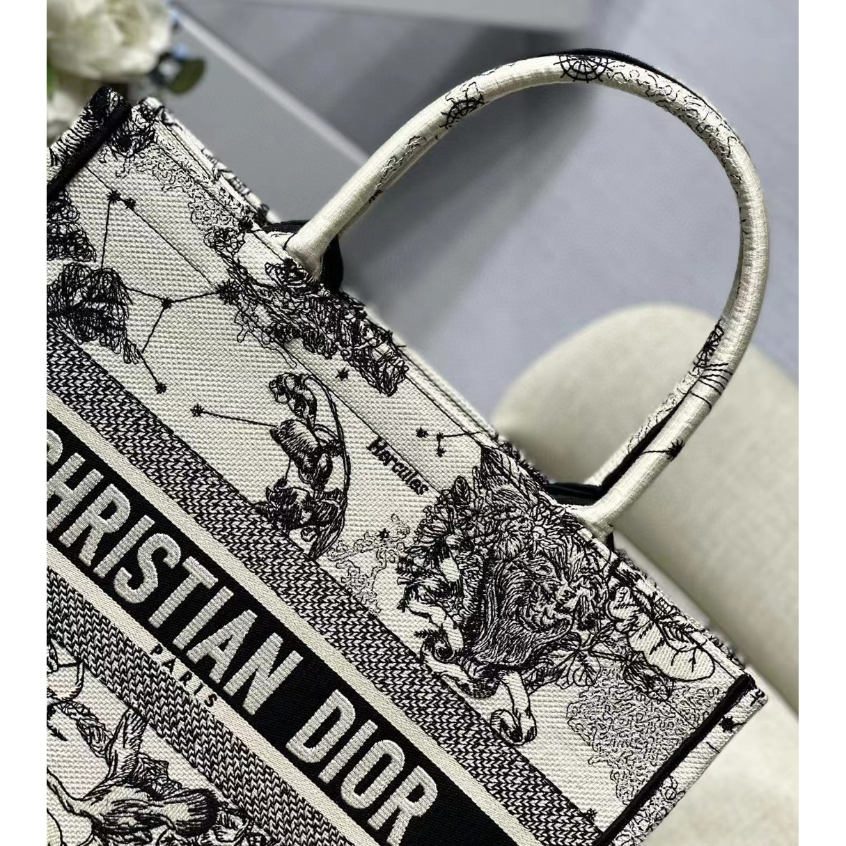 Dior Oblique Embroidered Book Tote（36.5-28-17.5CM） - DopestKickz