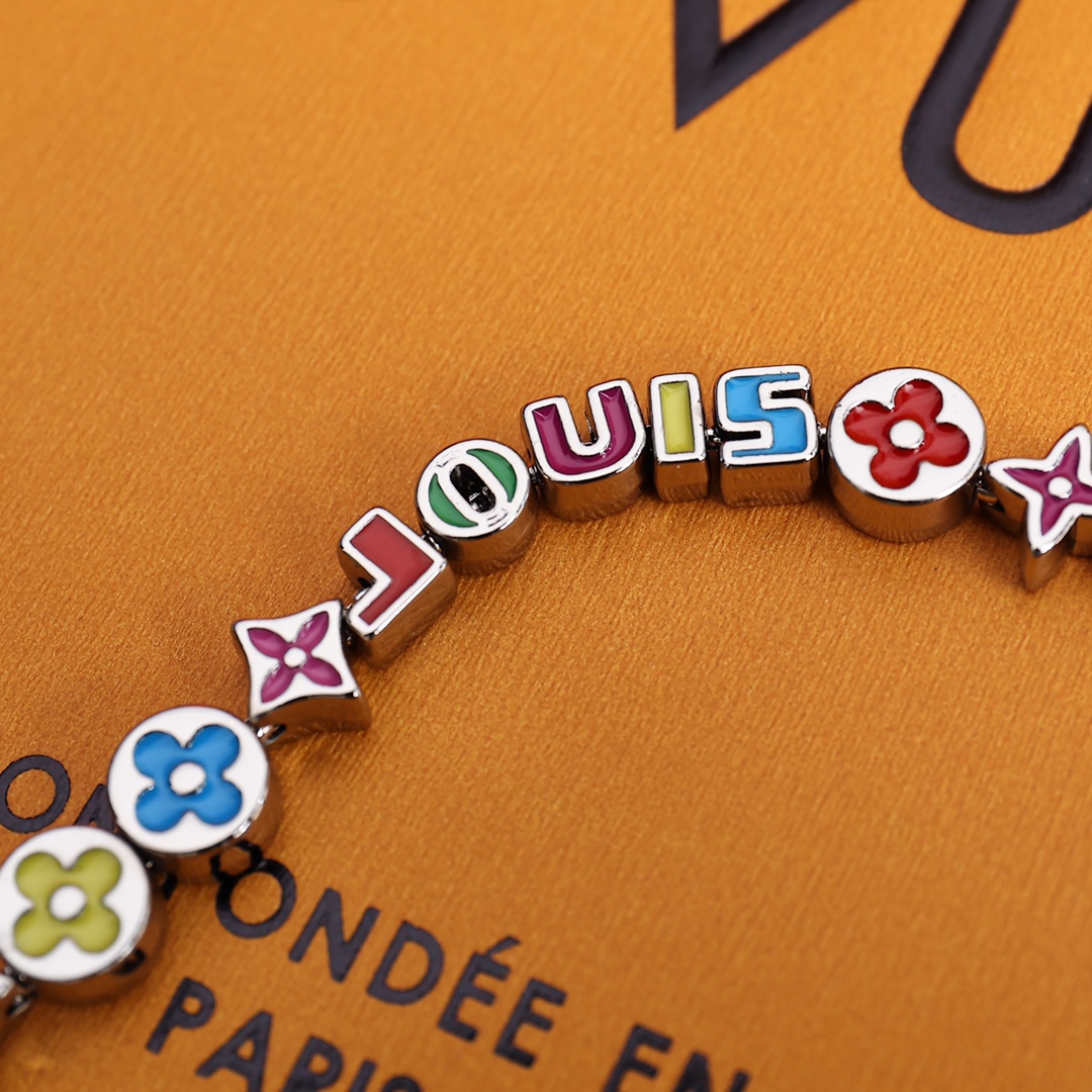 Louis Vuitton MP3281 Monogram Party Necklace - DopestKickz