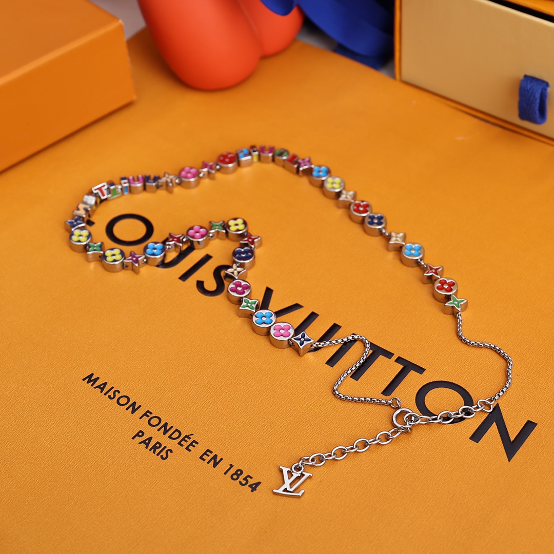 Louis Vuitton MP3281 Monogram Party Necklace - DopestKickz