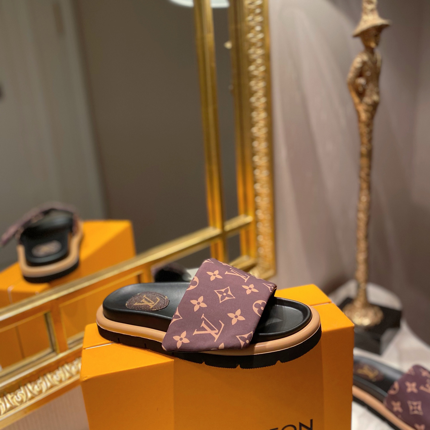 Louis Vuitton Pool Pillow Comfort Mules - DopestKickz