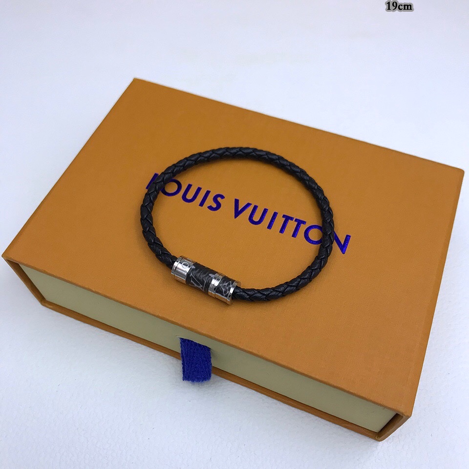 Louis Vuitton Bracelet - DopestKickz
