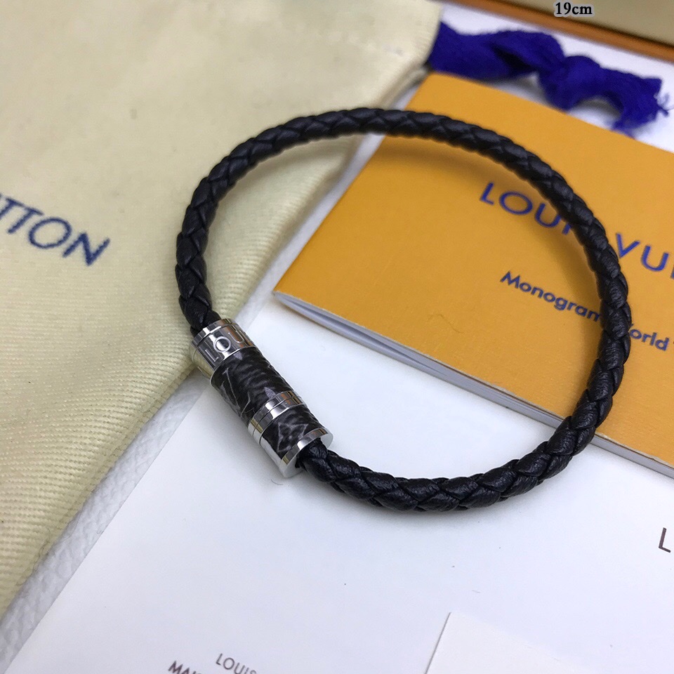 Louis Vuitton Bracelet - DopestKickz