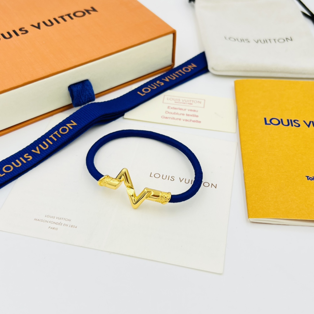 Louis Vuitton LV Volt Play 18K Bracelet - DopestKickz