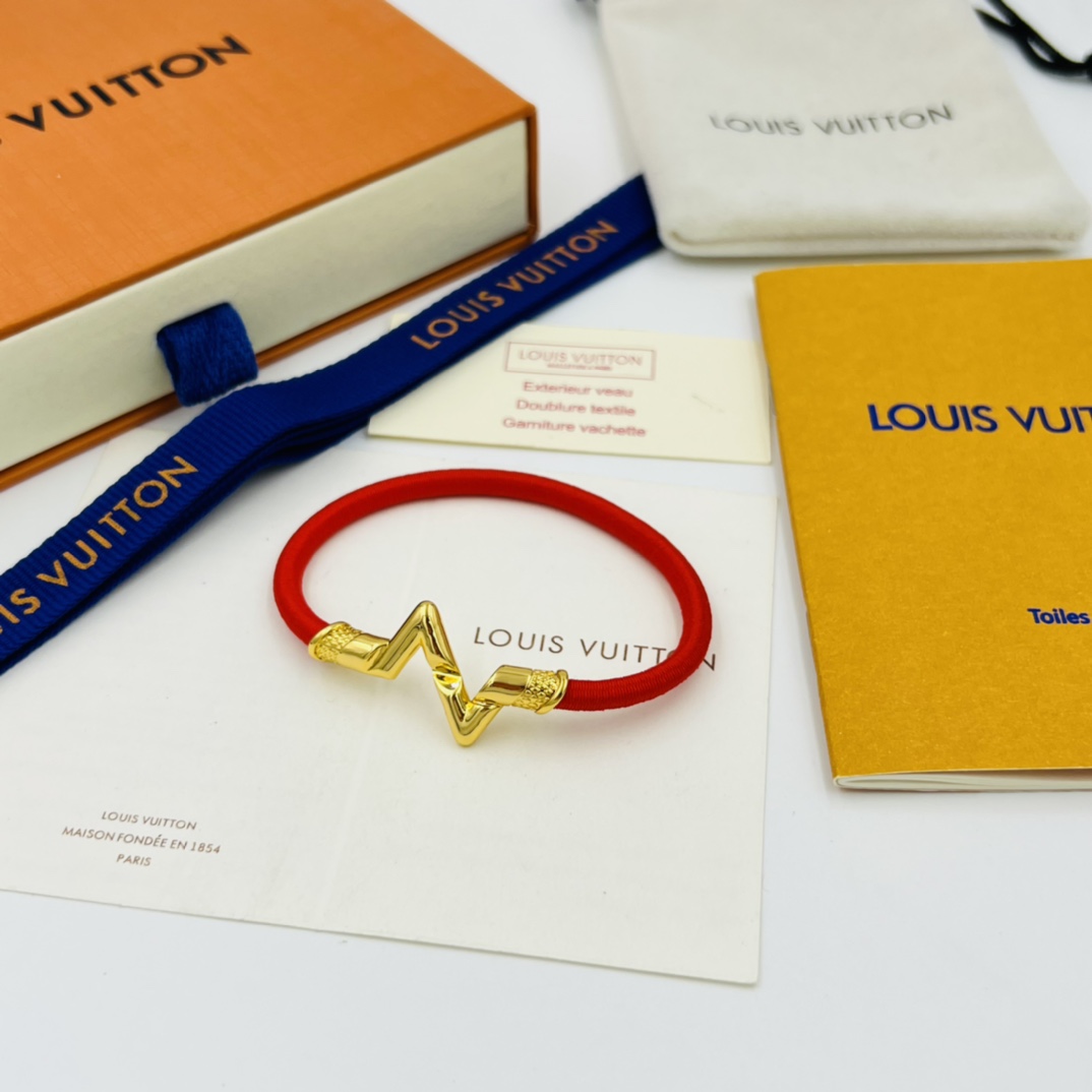 Louis Vuitton LV Volt Play 18K Bracelet - DopestKickz