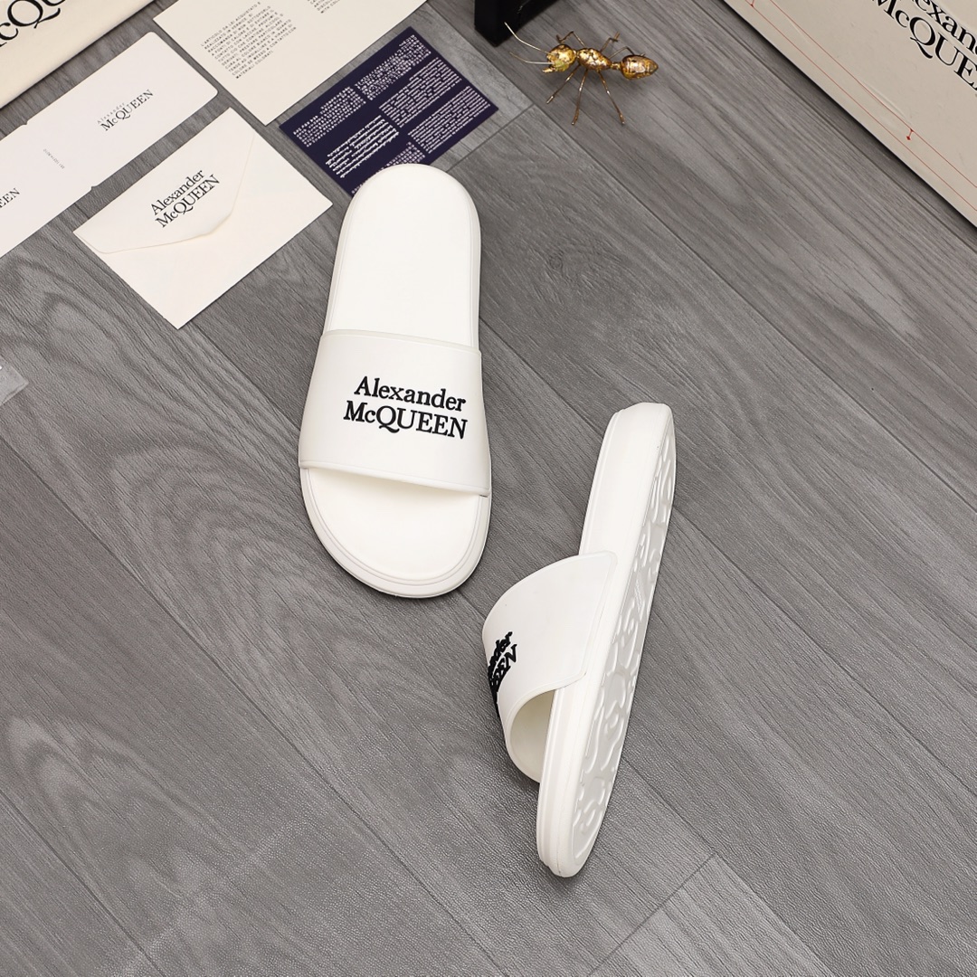 Alexander Mqueen Logo Slipper - DopestKickz