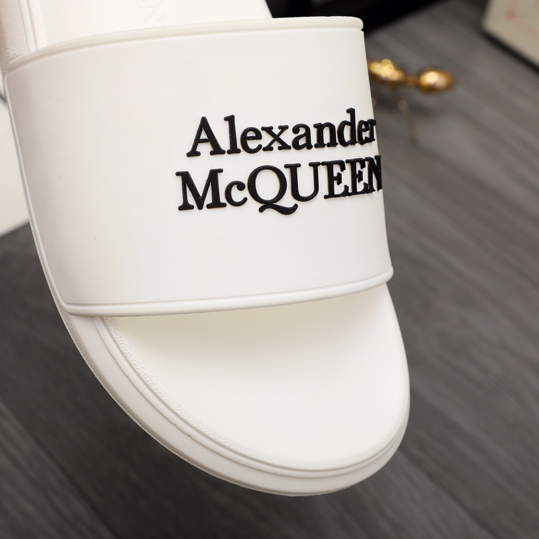 Alexander Mqueen Logo Slipper - DopestKickz