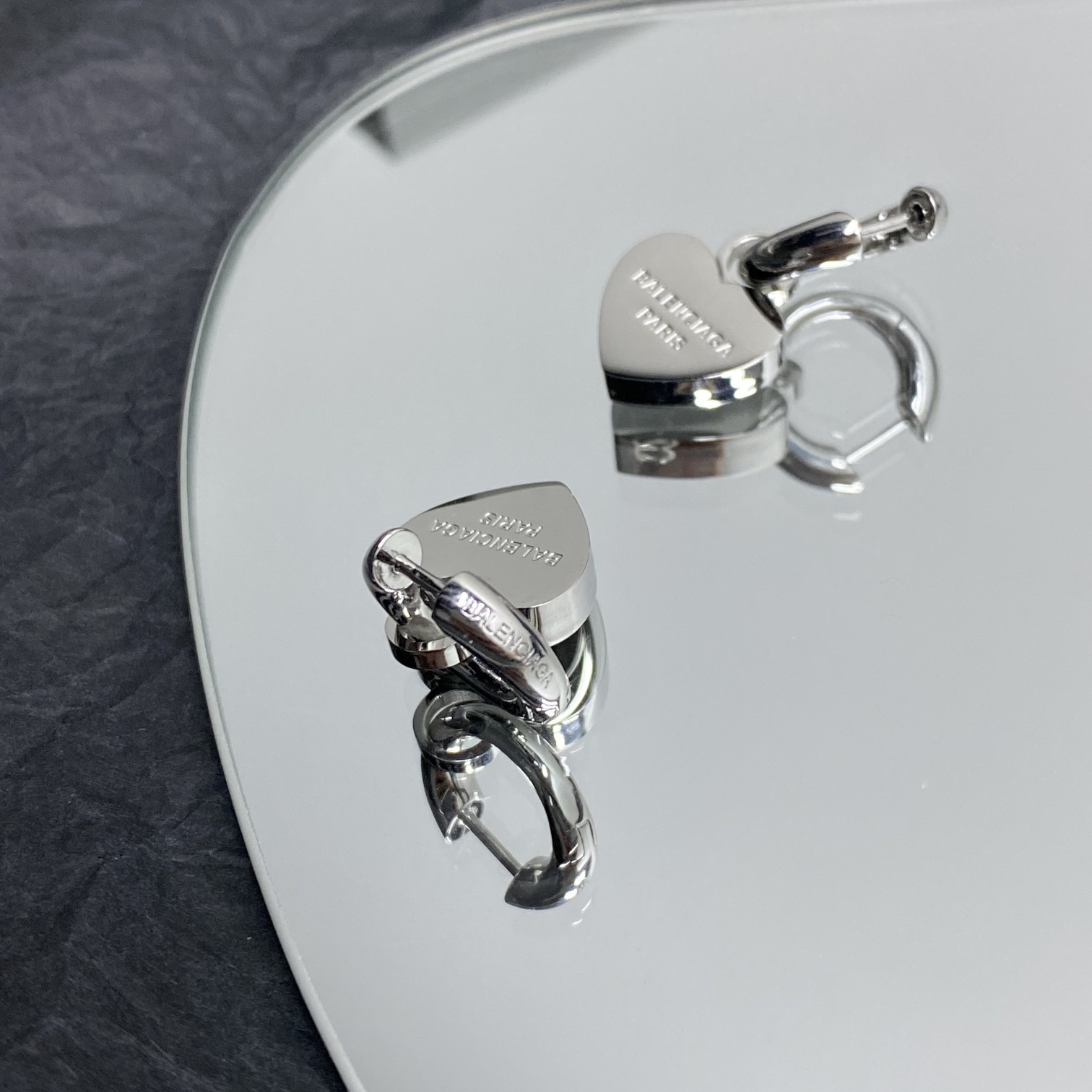 Balenciaga  Engraved Heart Earrings - DopestKickz