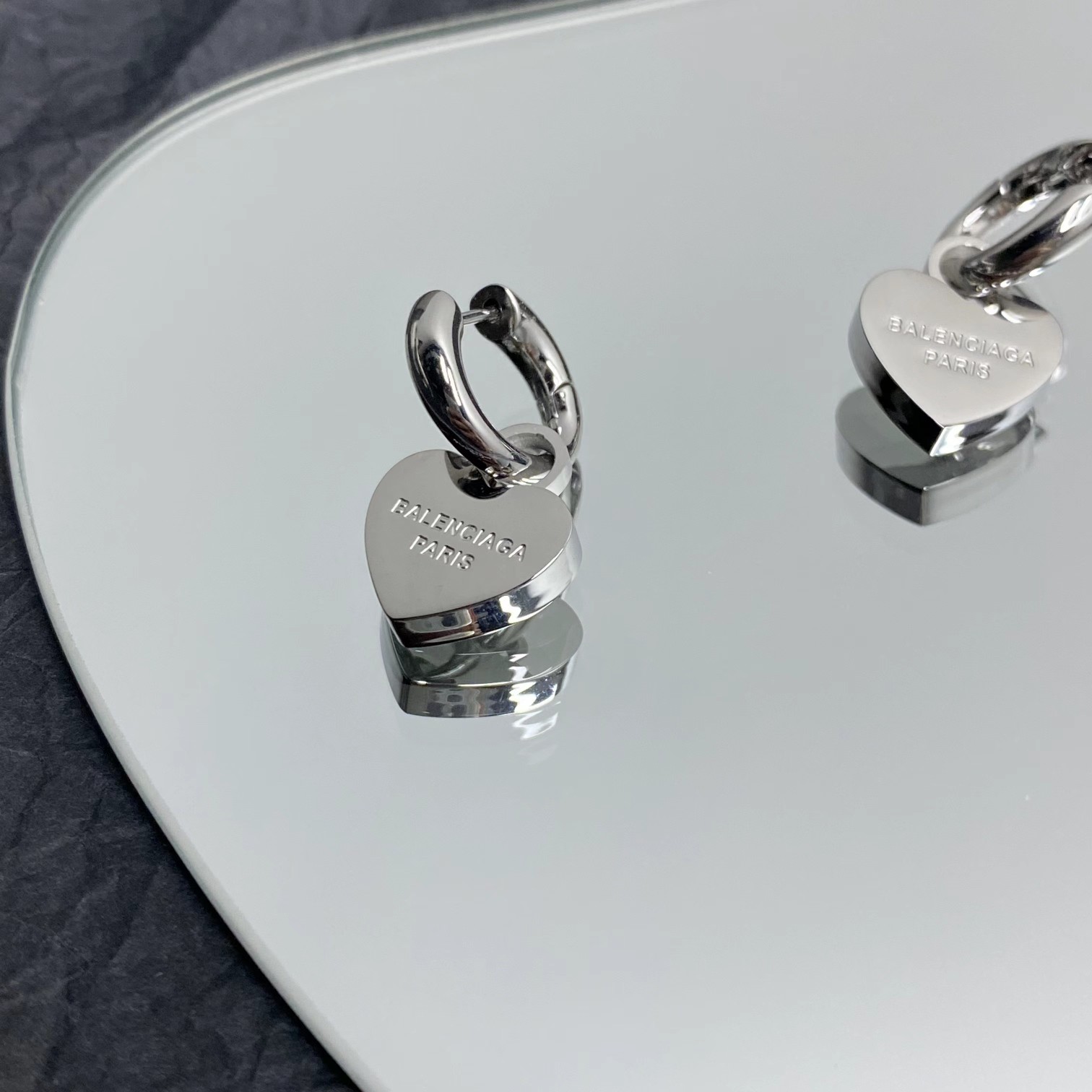Balenciaga  Engraved Heart Earrings - DopestKickz