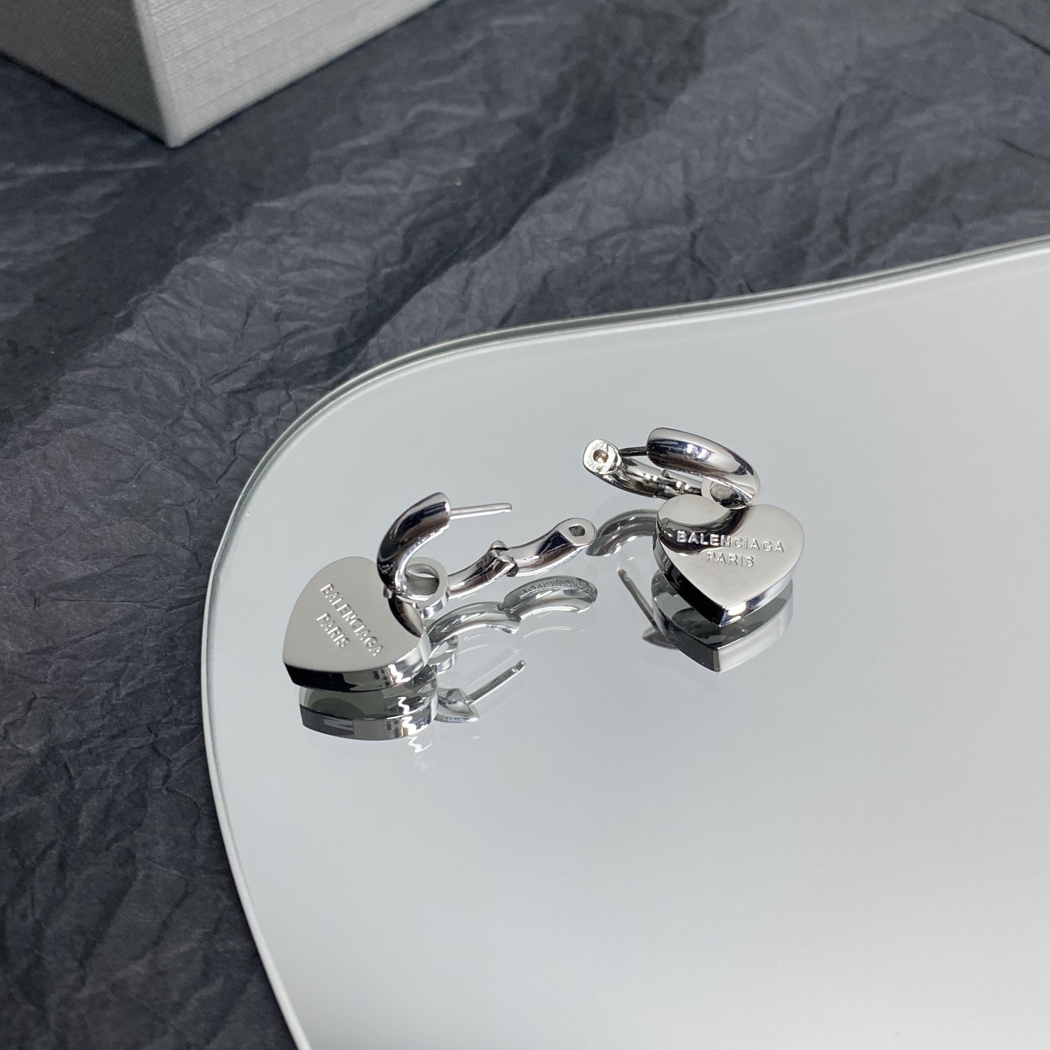 Balenciaga  Engraved Heart Earrings - DopestKickz
