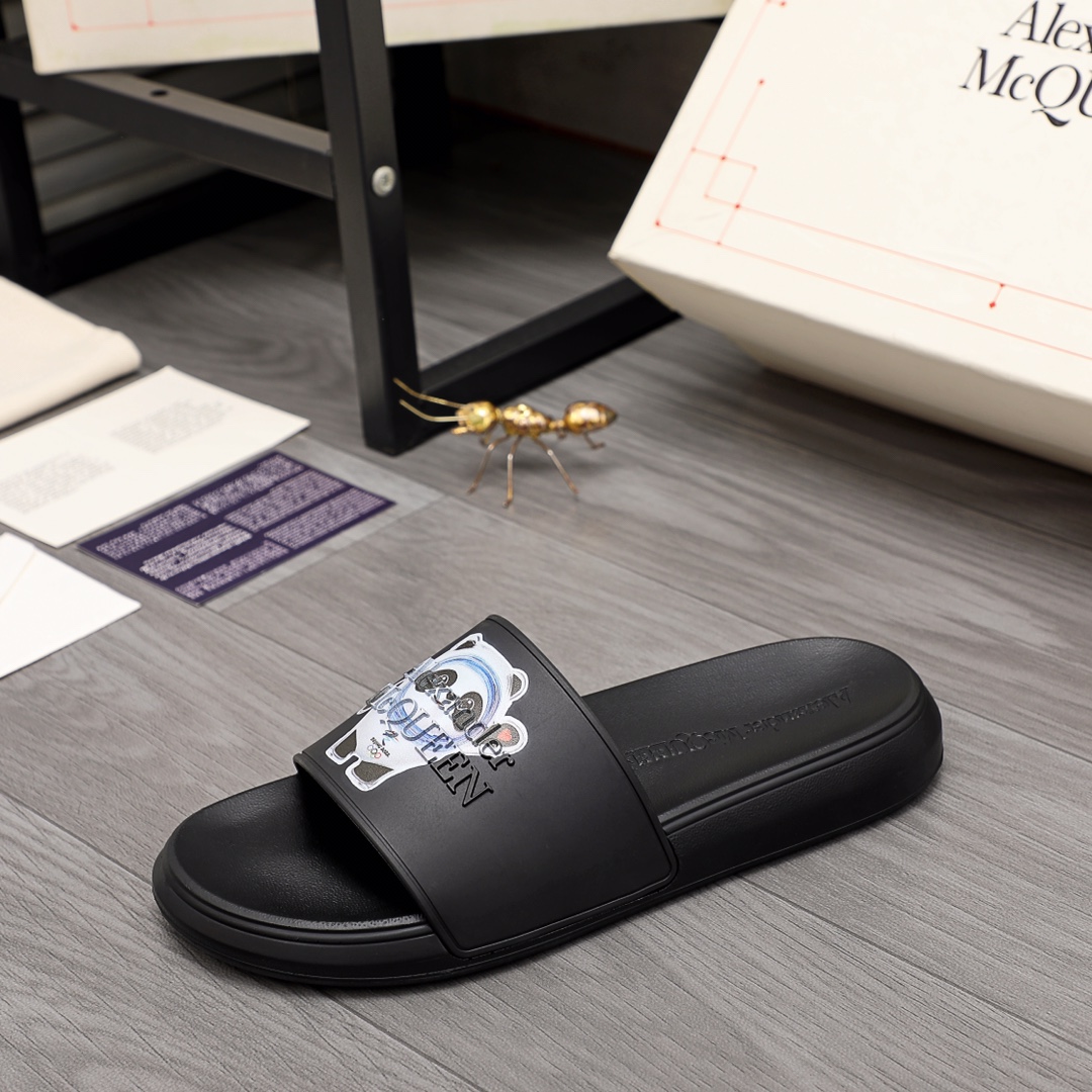 Alexander Mqueen Logo Slipper - DopestKickz