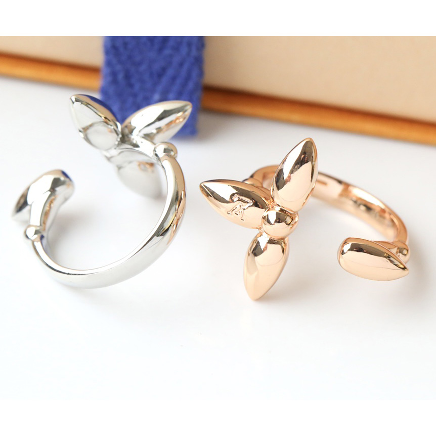 Louis Vuitton Silver Ring - DopestKickz