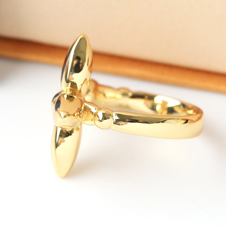 Louis Vuitton Silver Ring - DopestKickz