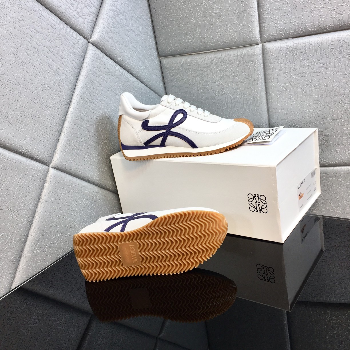 Loewe Flow Runner In Calfskin - DopestKickz