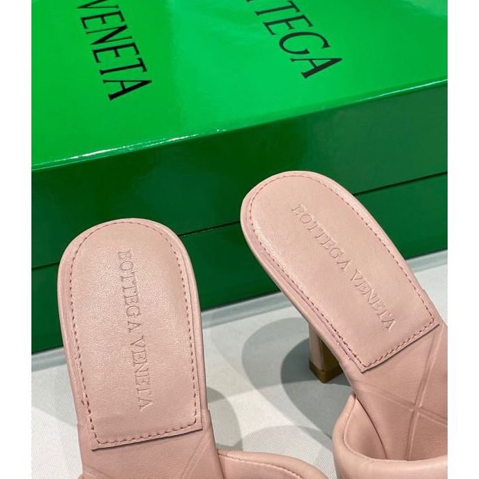 Bottega Veneta Padded Leather Sandals - DopestKickz